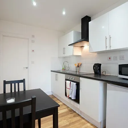 Alfa Apartments, Quarry Court, High Street, Morley