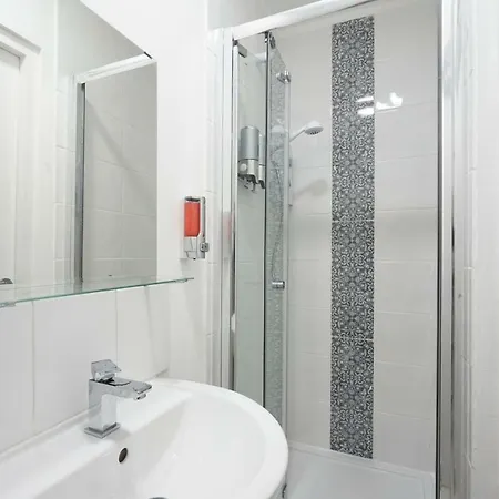 Alfa Apartments, Quarry Court, High Street, Morley
