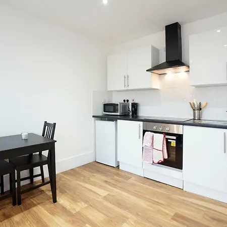 Alfa Apartments, Quarry Court, High Street, Morley